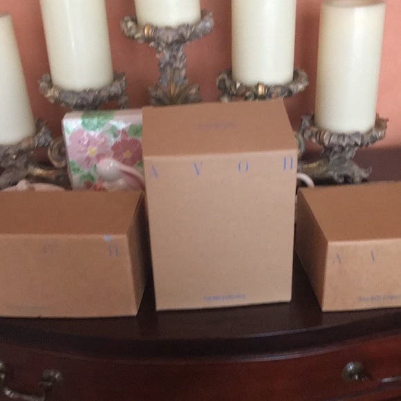 Avon Easter Collection - Picture 6 of 11